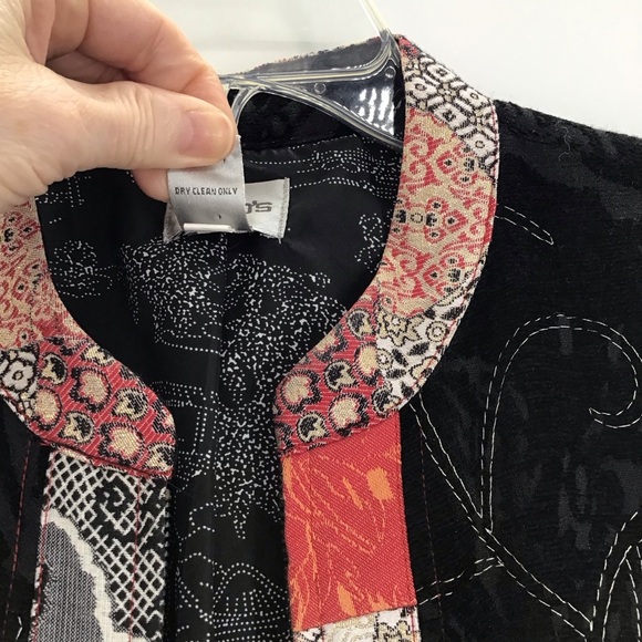 Chico’s Vintage Silk Blend Asian Inspired Floral Embroidered ZipUp Jacket Size 2 - Picture 2 of 9